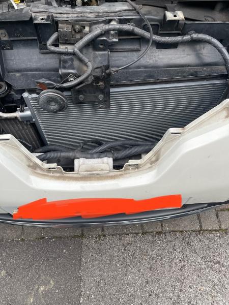 Earls Mobile Vehicle Air Conditioning Regas