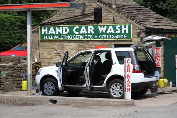 Holmfirth Garage