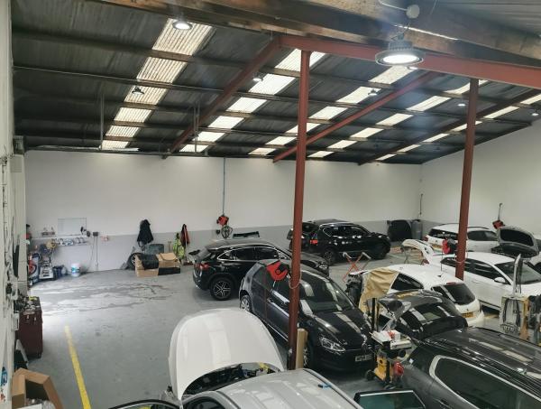 Mackins Accident Repair Centre Ltd