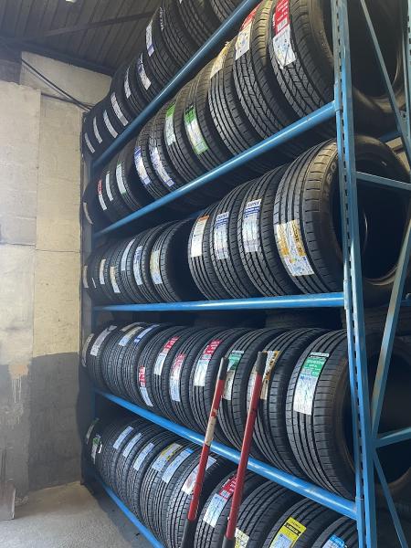 Duke Street Tyres