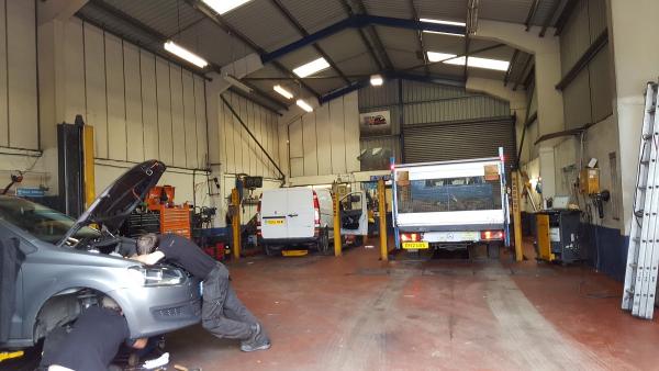 St Helens Service and MOT