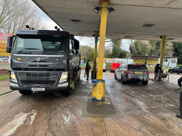 Pit Stop Hand Car Wash