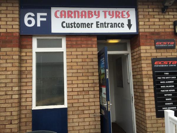 Carnaby Tyre Service