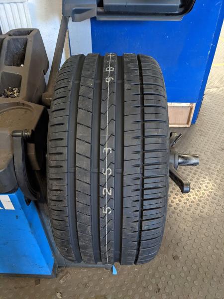 SR Tyres