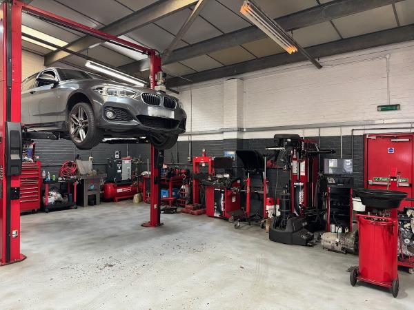 Motorcare MOT & Service Centre Slough Ltd