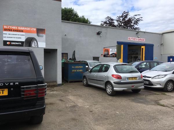 Blythes Garage