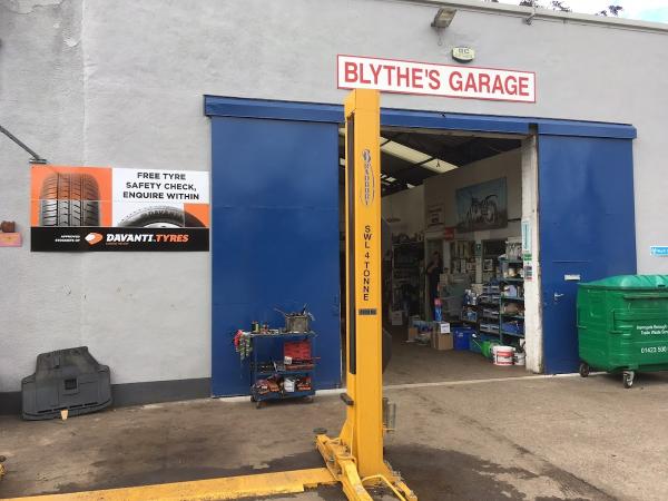 Blythes Garage