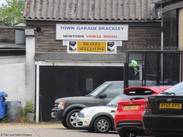 Town Garage Brackley Ltd