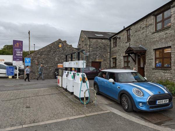 Town End Garage