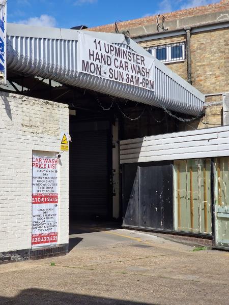 11 Upminster Hand Car Wash