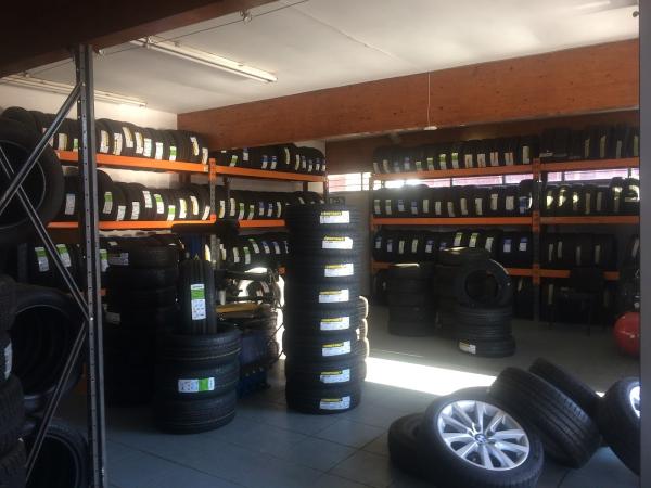 Rushden Tyres