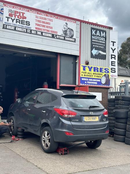 Pit Stop Tyres Reading LTD