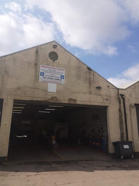 Dickies Tyres & MOT Centre