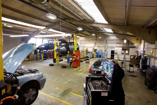 Nev'll Fix It Ltd. Garage & Mot Centre