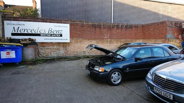 Wayne Gates Mercedes-Benz Servicing Specialist
