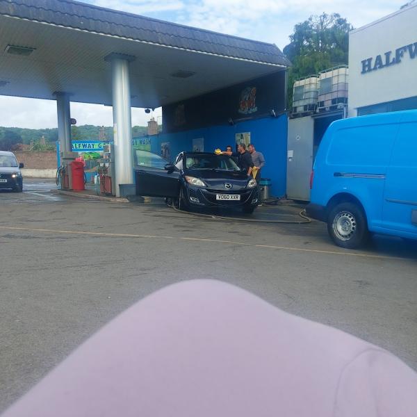 Hand Car Wash & Valeting Center