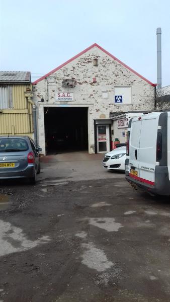 Snell's Auto Centre