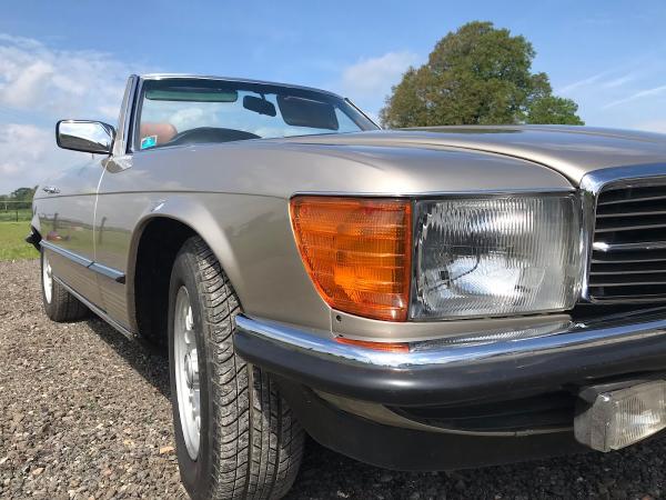 Brown's Auto Body Limited