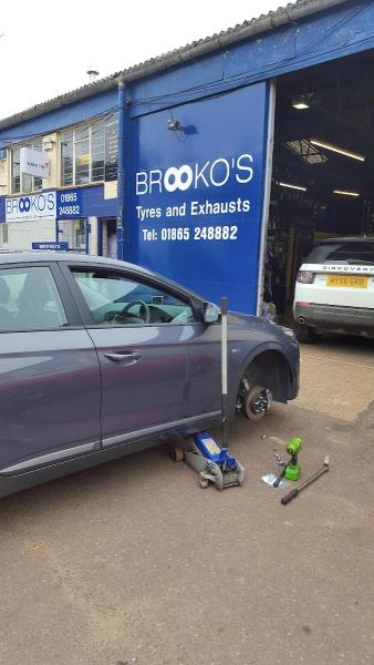 Brooko's Tyre & Exhaust Centre