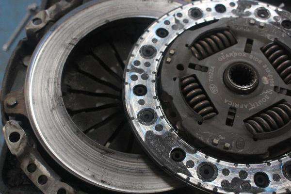 Westham Motors Clutch Fitting Centre