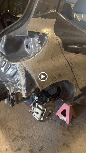 Syrian Garage. We Fix Body Car (Jig)