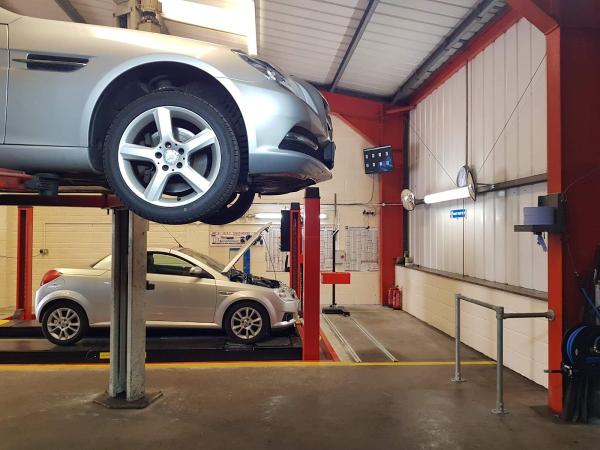 Easi Fit Garage Tenby MOT Centre