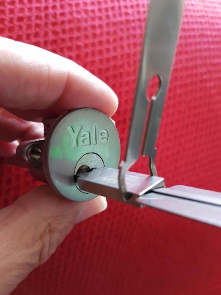 Tim Russell Locksmiths