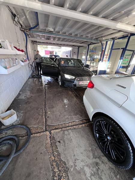 Tushi's Hand Carwash