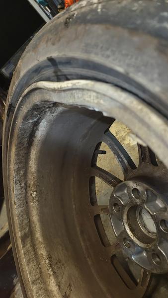 R&S Alloy Wheel Repairs