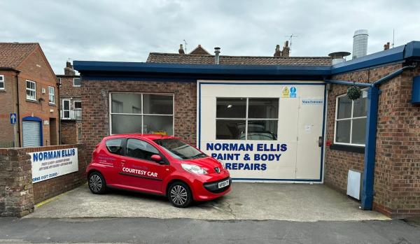 Norman Ellis Paint & Body Repairs