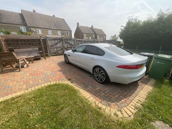 Colesbourne Hand Car Wash