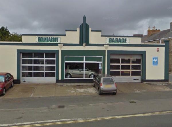 Roundabout Garage