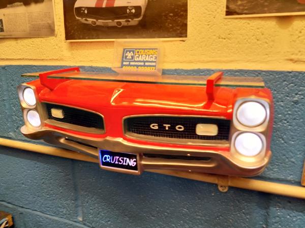 Cousins Garage