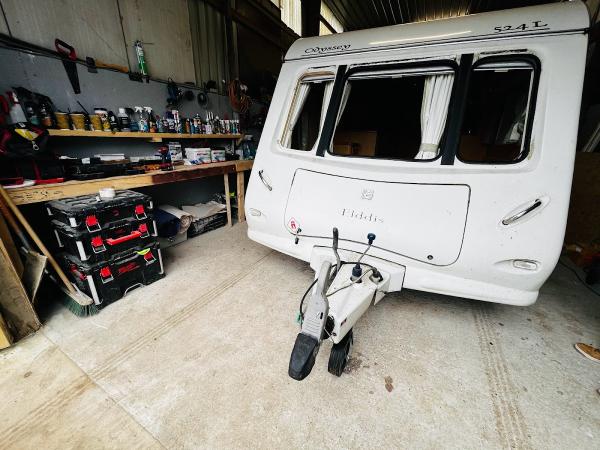 The Caravan Repair Man