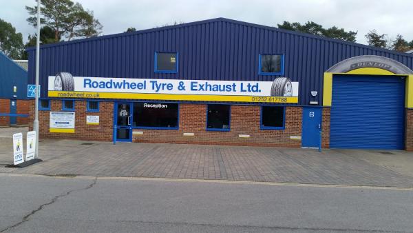 Roadwheel Tyre & Exhaust