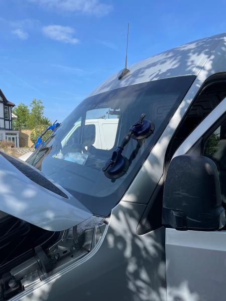 Car & van Glass Replacement London